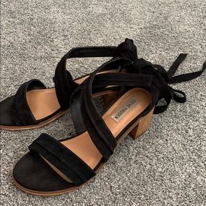 Steve Madden Ritual black strappy block heels